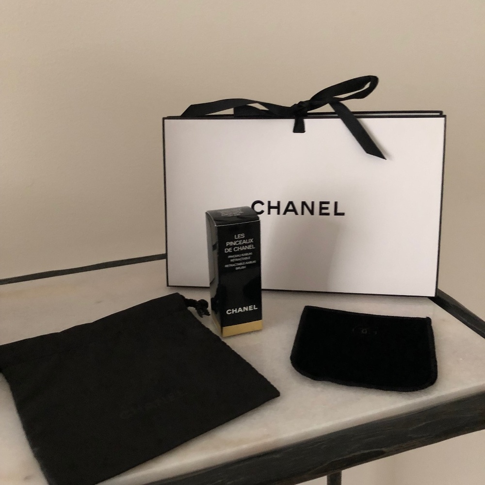 Chanel Retractable Kabuki Makeup Brush NIB